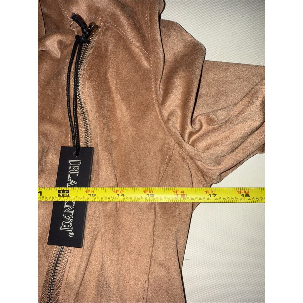 NWT BLANKNYC Honeycomb Faux Suede Drape Front Moto Jacket – Size M - Picture 6 of 7